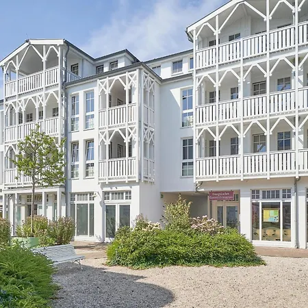 Liebevoll Eingerichtete Fuer 4 Mit Balkon In *