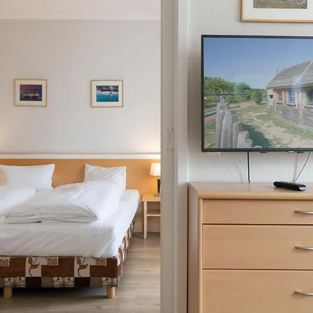 Liebevoll Eingerichtete Fuer 4 Mit Balkon In Lejlighed *